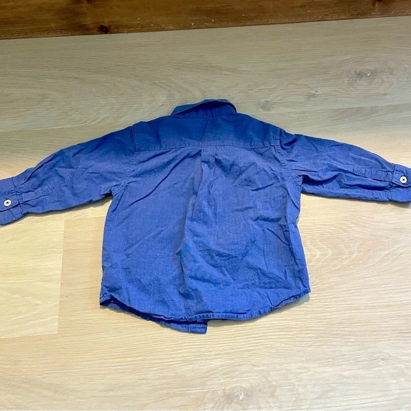 Gap Toddler Button Up Dress Shirt - Picture 2 of 4